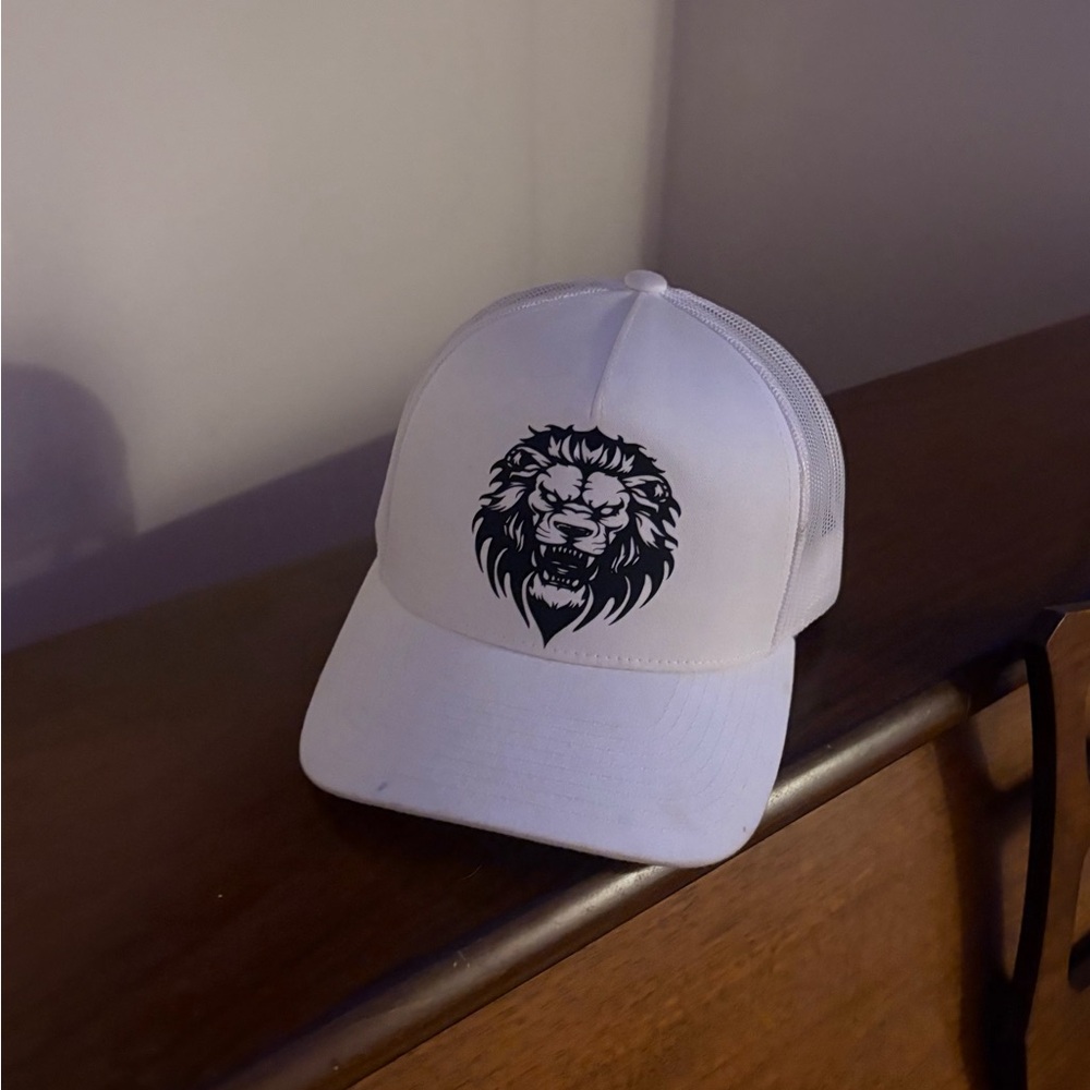 White Lion Graphic Cap